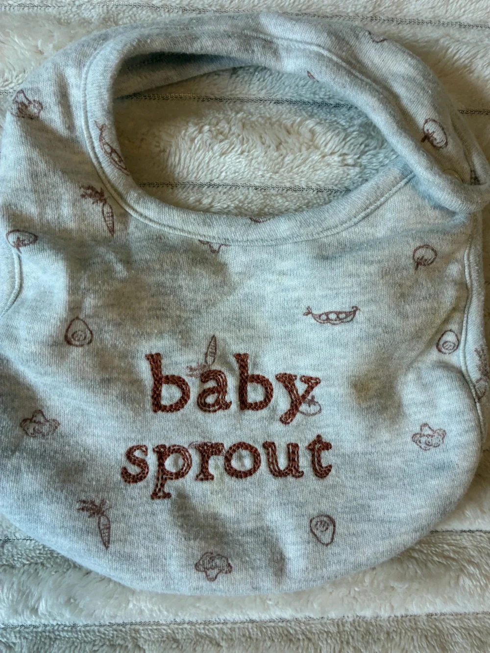 Carter's Baby Bib Bundle Set of 3 Like New Feeding Essentials